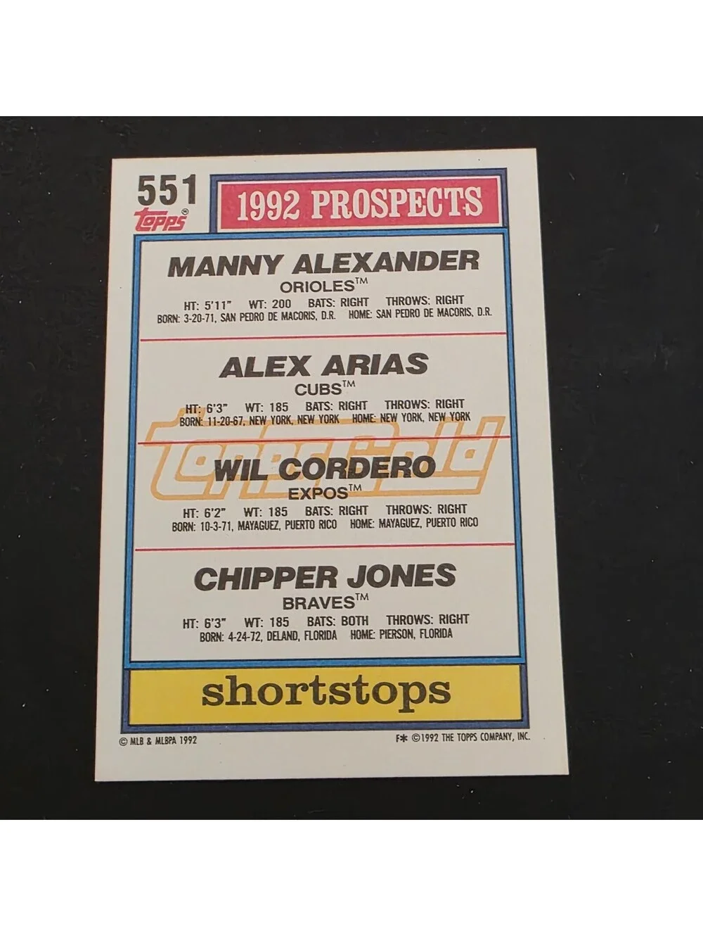 1992 Topps - Top Prospects Chipper Jones, Cordero, Arias #551 Gold Winner (RC)